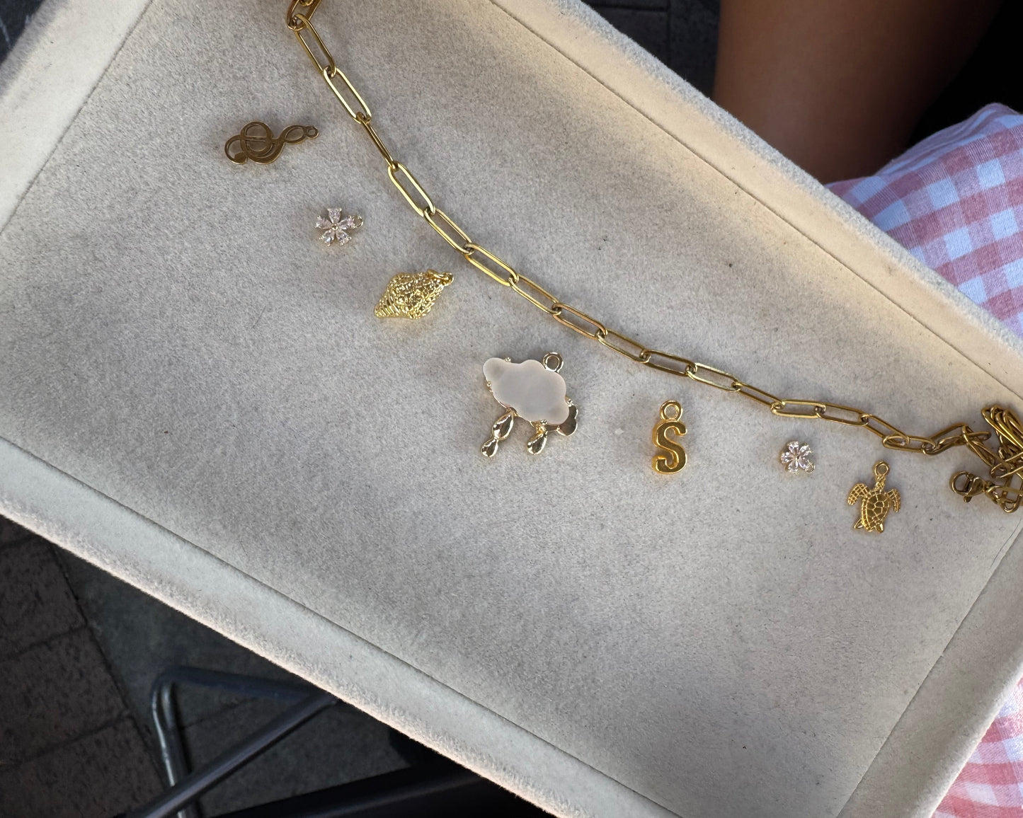 Gold Raining Charm