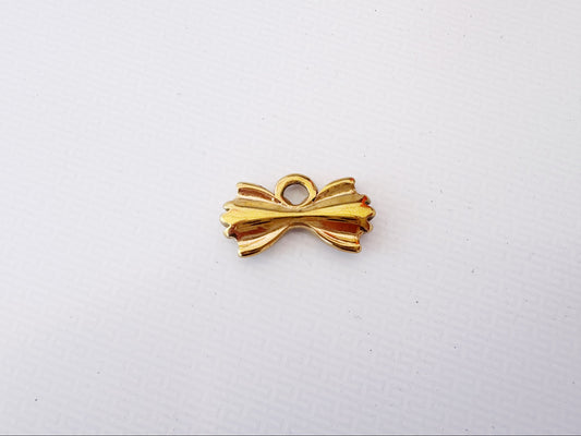 Pasta Bow Charm