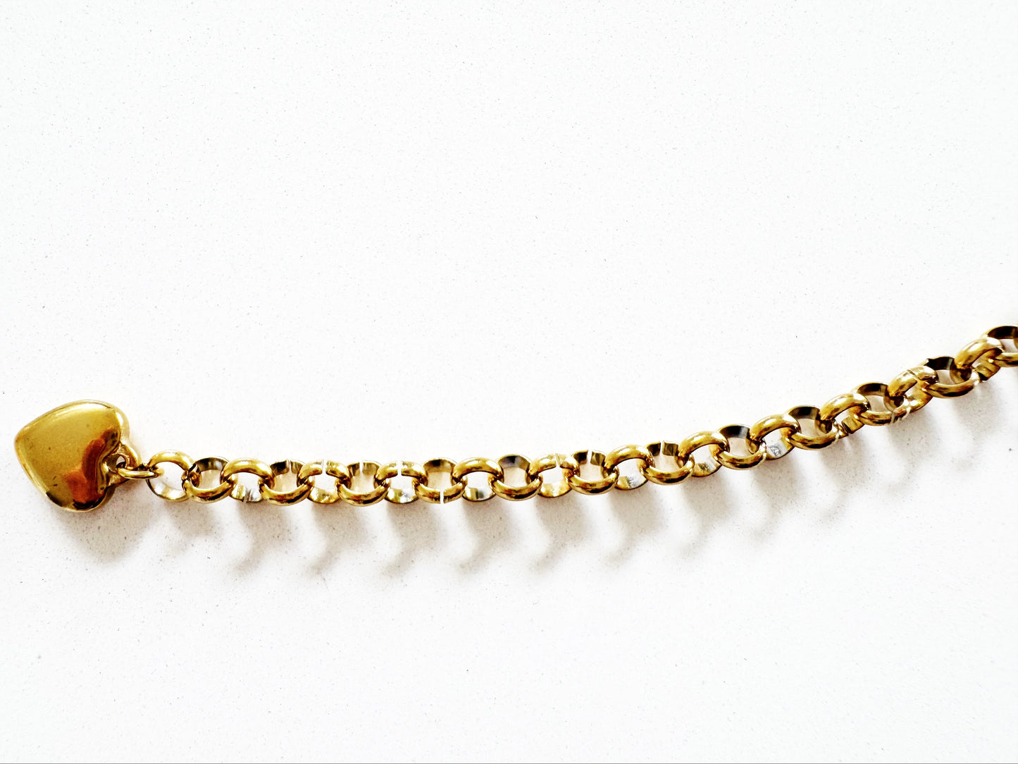 Gold Heart on Sleeve Chain Bracelet