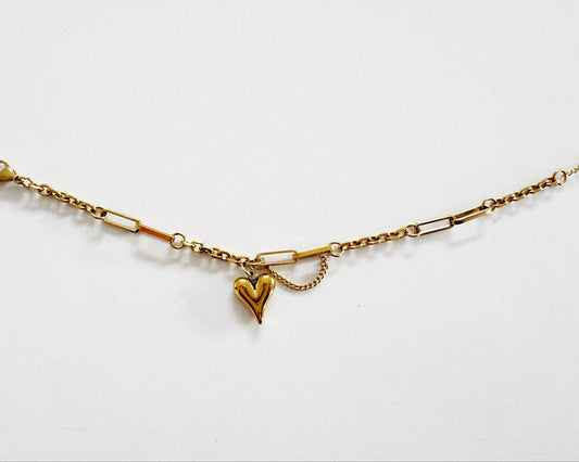 Gold Falling in Love Heart Chain Bracelet