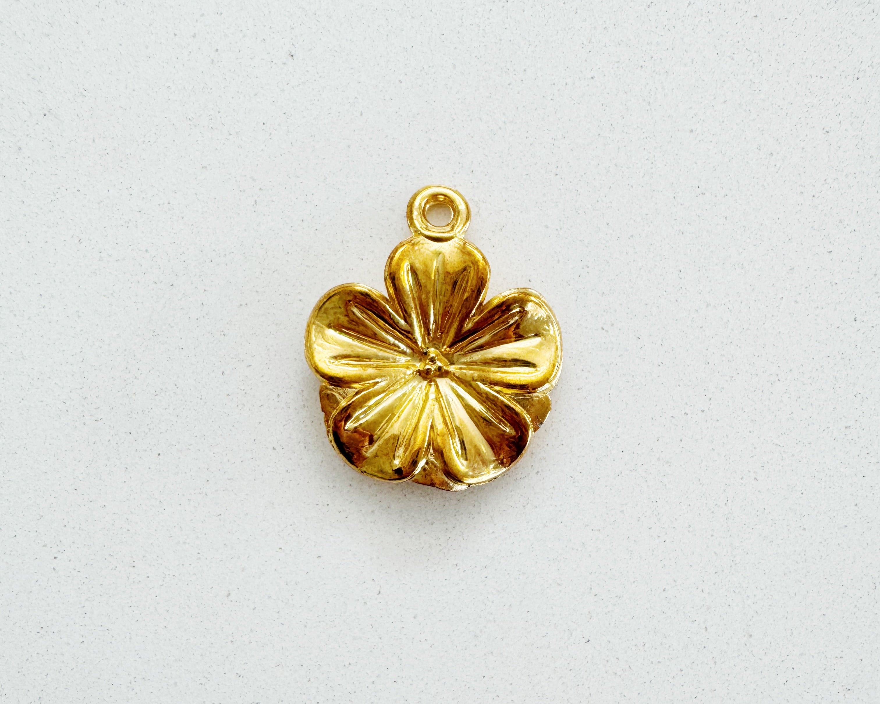 Large Gold Flower Charm – We Love Charms & Co