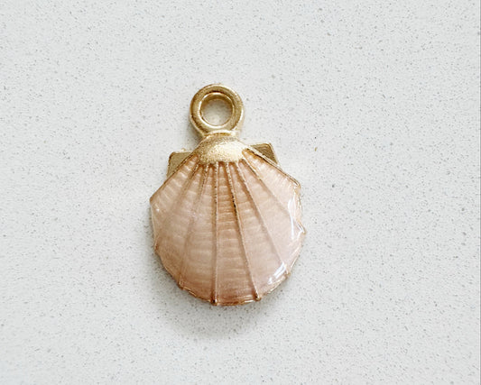 Pinkish Shell Charm