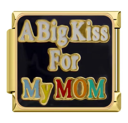 A Big Kiss for My Mom Italy Charm Gold Link